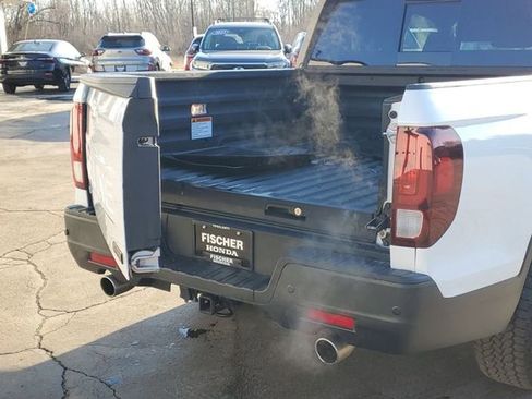 Certified 2025 Honda Ridgeline TrailSport image 33