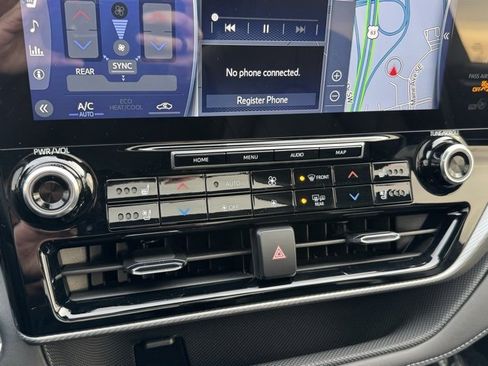 Used 2022 Toyota Highlander Platinum image 15