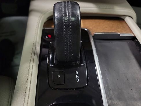 Used 2021 Volvo XC90 T8 Inscription Expression w/ Protection Package Premier image 17