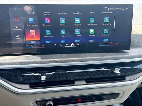 Used 2024 BMW X5 xDrive40i w/ M Sport Package AWD/4WD image 31