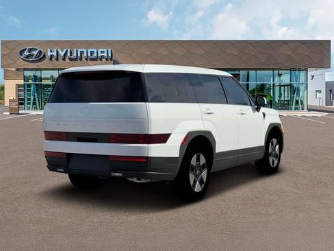 New 2026 Hyundai Santa Fe SE FWD image 7