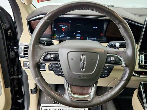Used 2020 Lincoln Navigator Reserve w/ Equipment Group 208A Reserve image 13