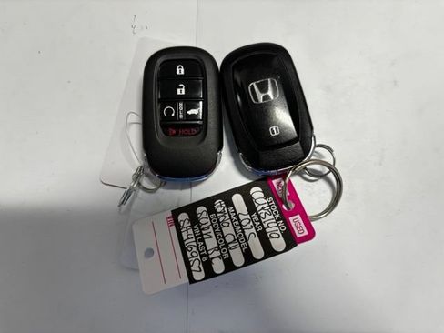 Used 2025 Honda CR-V EX-L image 3