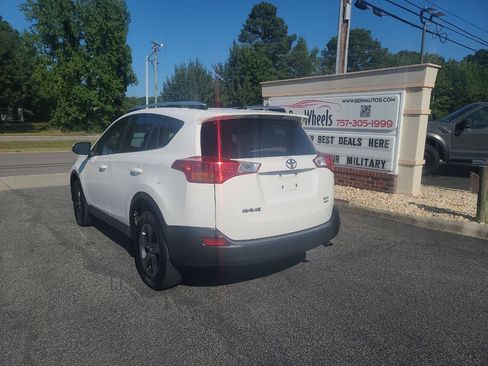 Used 2015 Toyota RAV4 XLE AWD/4WD image 5