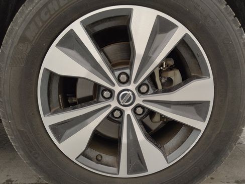 Used 2019 Nissan Murano S FWD image 31