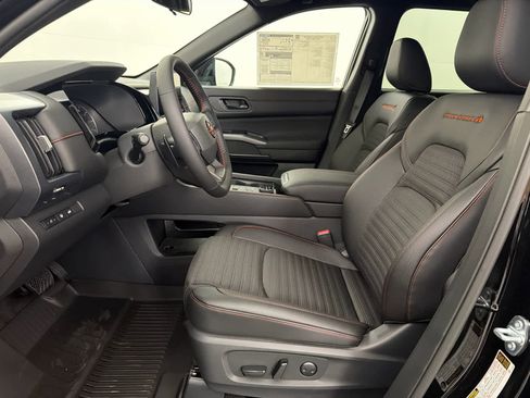 New 2026 Nissan Pathfinder Rock Creek image 14