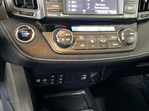 Used 2015 Toyota RAV4 Limited w/ Technology Package image 33