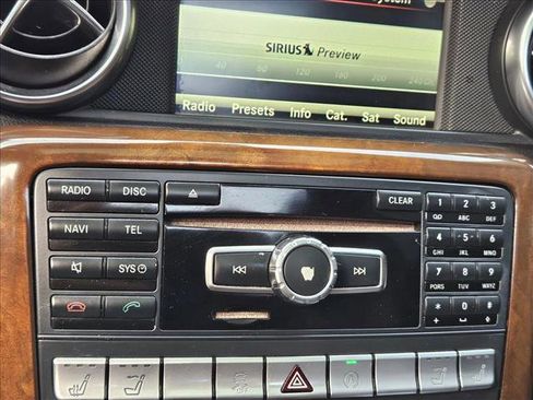 Used 2015 Mercedes-Benz SLK 350 image 13