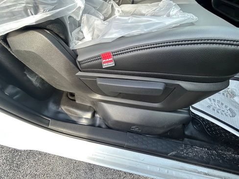 New 2024 RAM 3500 Tradesman w/ Chrome Appearance Group image 30