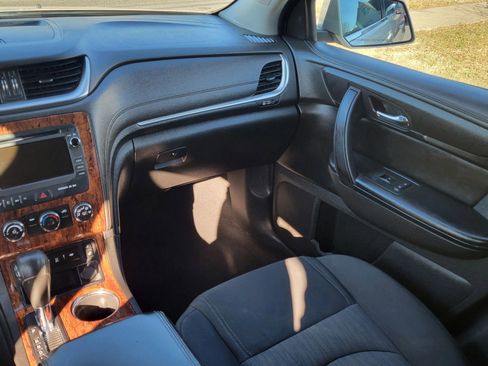 Used 2014 Chevrolet Traverse LT w/ All-Star Edition image 23