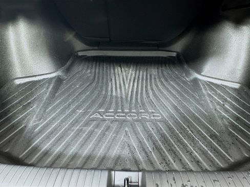 Used 2024 Honda Accord EX image 27