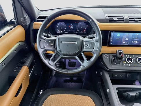 Certified 2023 Land Rover Defender 110 X-Dynamic SE AWD/4WD image 24