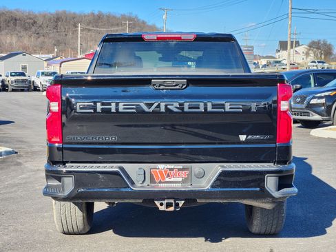 Used 2023 Chevrolet Silverado 1500 RST w/ LPO, Dark Essentials Package image 17
