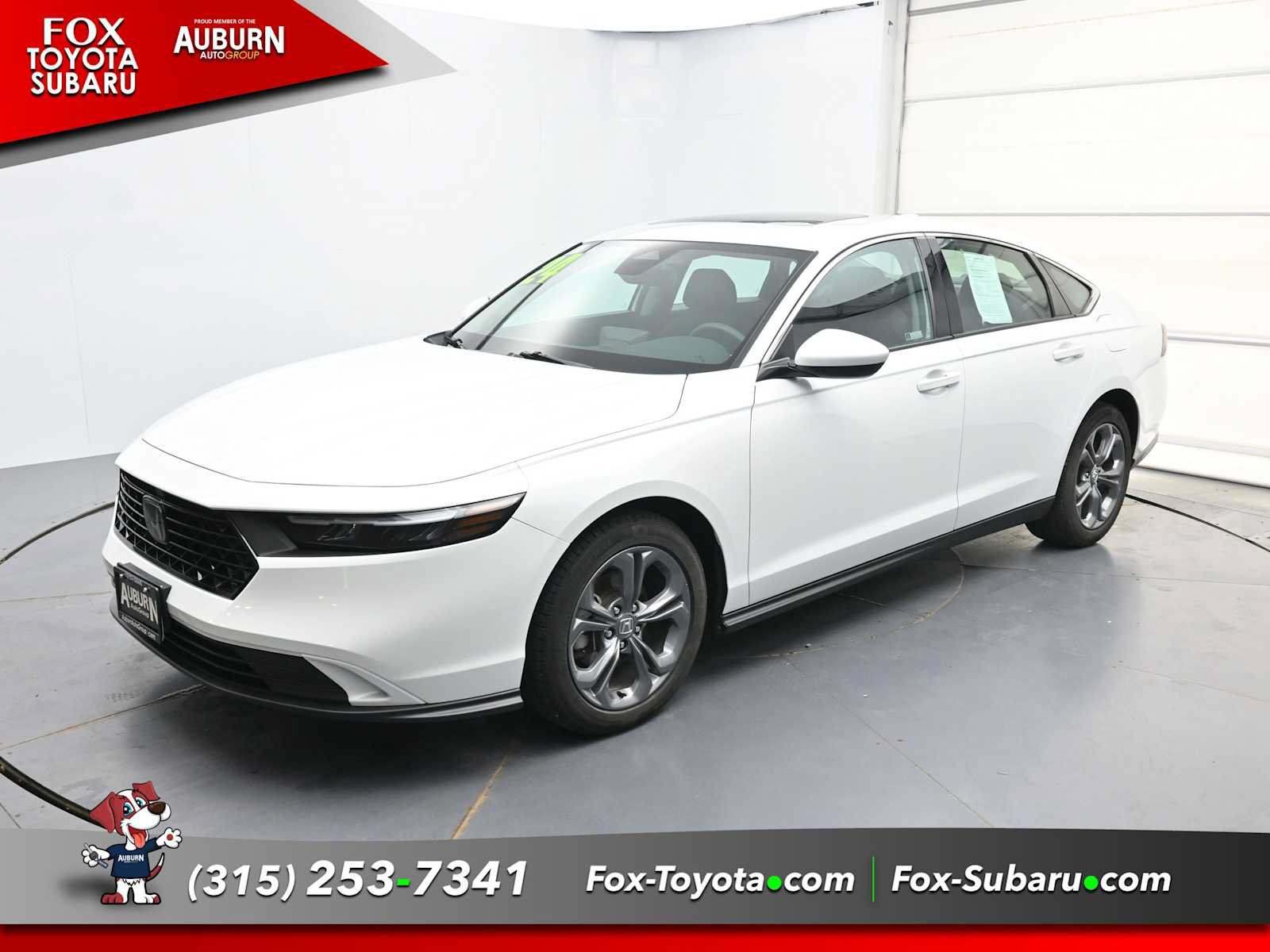 Used 2024 Honda Accord EX image 2