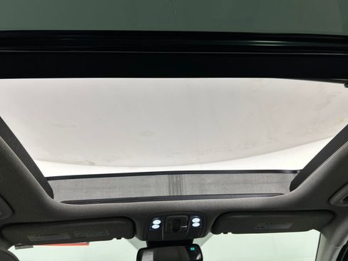 Used 2020 Hyundai Santa Fe Limited image 20