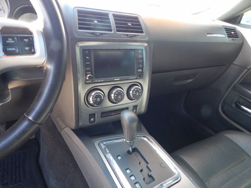 Used 2011 Dodge Challenger R/T image 12