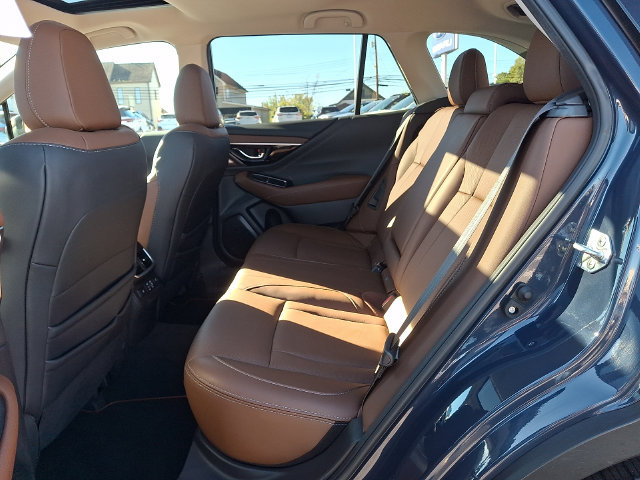Used 2024 Subaru Outback Touring AWD/4WD image 11