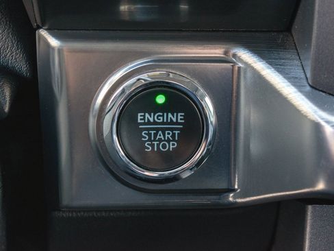 Used 2023 Ford F150 Lariat image 19