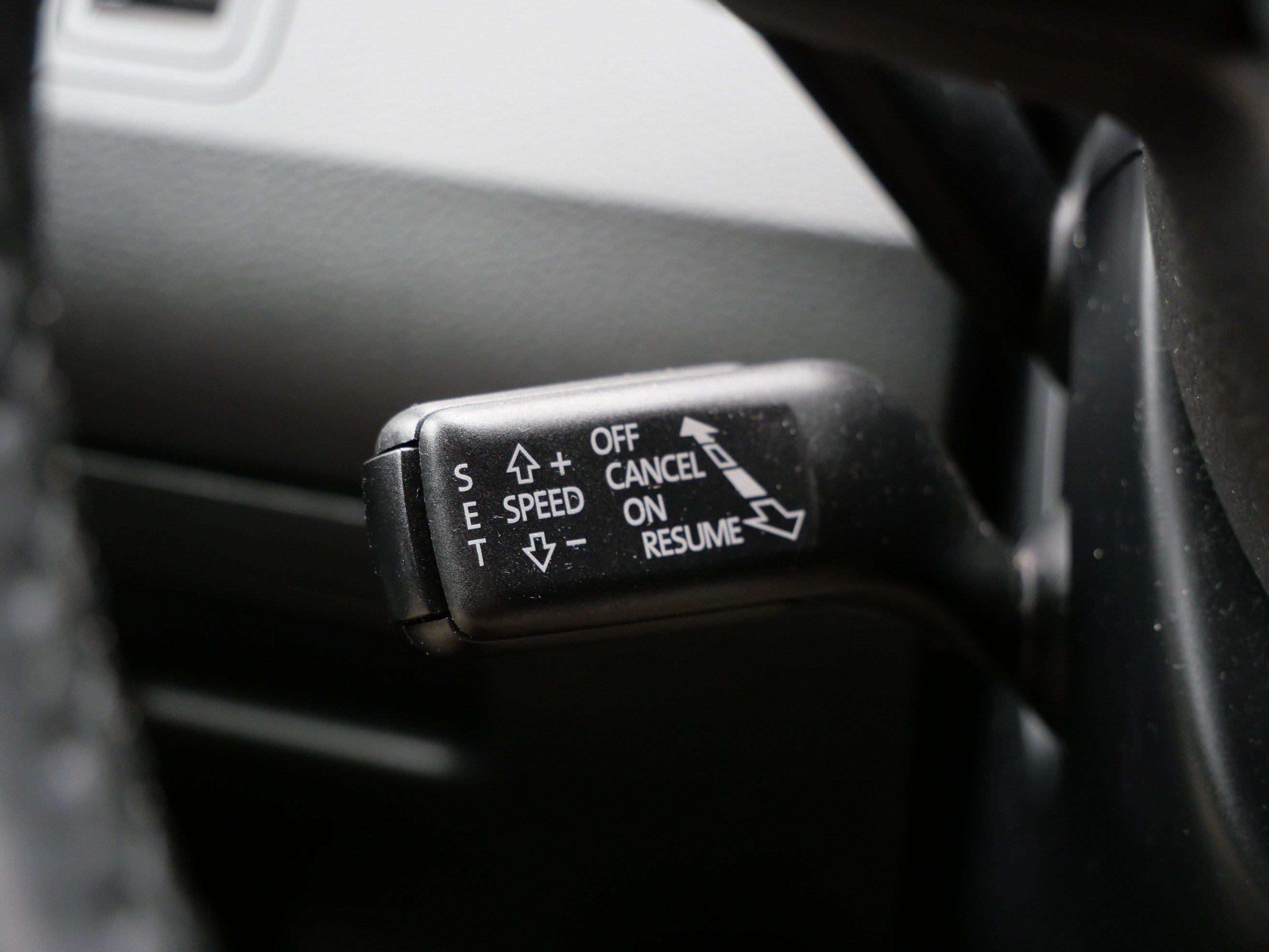 Used 2009 Volkswagen CC VR6 Sport FWD image 27