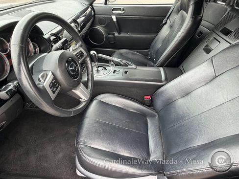 Used 2006 MAZDA MX-5 Miata Grand Touring w/ Premium Pkg image 15