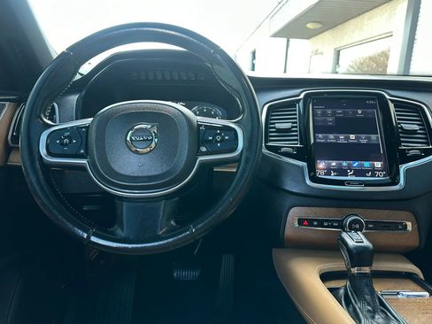 Used 2016 Volvo XC90 T6 Inscription w/ Vision Package image 31