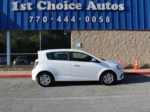 Used 2020 Chevrolet Sonic LT image 7