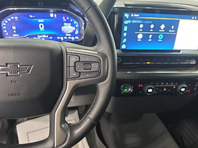 Used 2023 Chevrolet Silverado 1500 RST AWD/4WD image 17