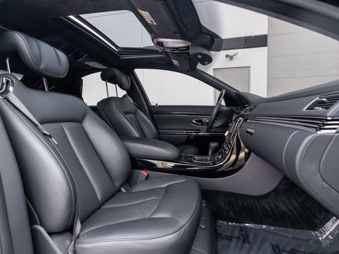 Used 2009 Maybach 57 S image 25