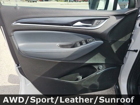 Used 2022 Buick Enclave Essence w/ Experience Buick Package image 13