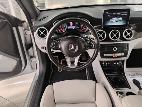 Used 2018 Mercedes-Benz CLA 250 image 37