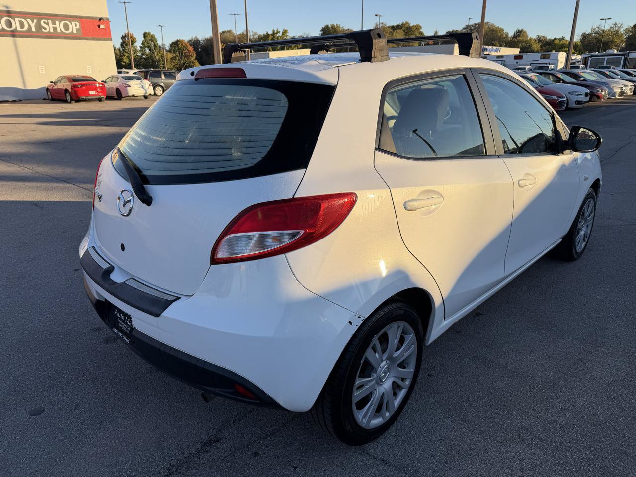 Used 2012 MAZDA MAZDA2 Sport FWD image 3