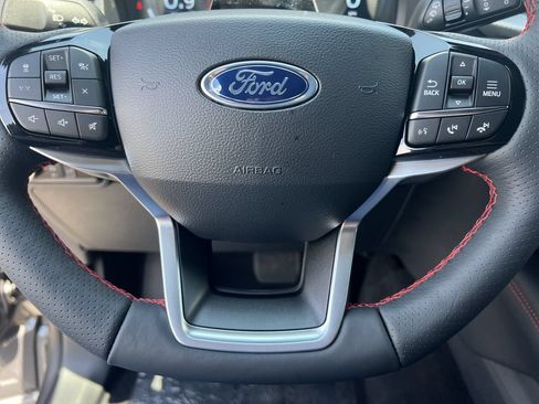 New 2026 Ford Explorer ST-Line w/ ST-Line Street Pack AWD/4WD image 9