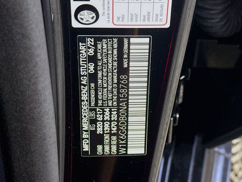 Used 2022 Mercedes-Benz S 500 4MATIC w/ AMG Line Package image 40