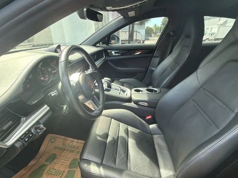 Used 2018 Porsche Panamera 4 AWD/4WD image 5