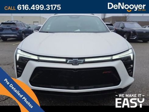 Used 2025 Chevrolet Blazer EV RS image 2