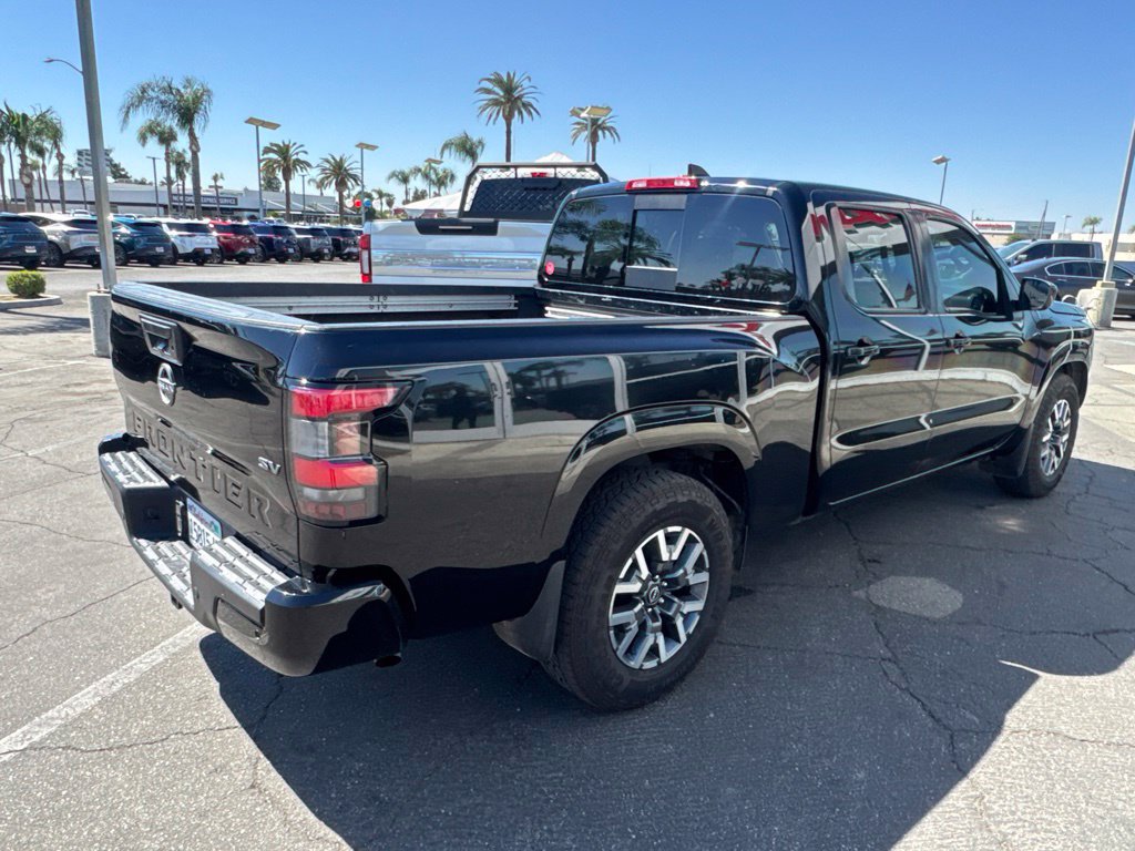 Used 2023 Nissan Frontier SV w/ Technology Package RWD image 4