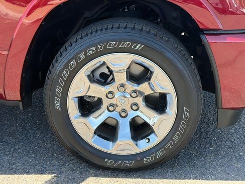 Used 2025 RAM 1500 Big Horn RWD image 9