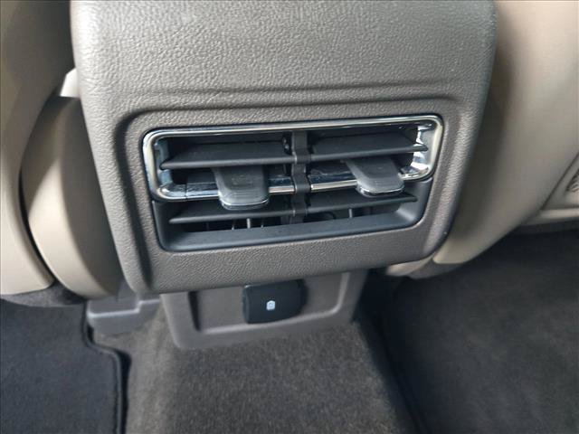 Used 2023 Lincoln Corsair FWD image 17
