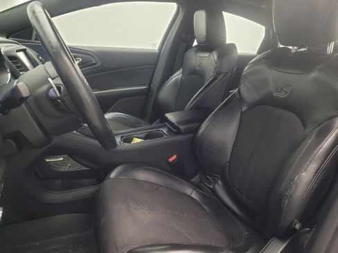 Used 2015 Chrysler 200 S w/ Navigation & Sound Group I FWD image 17