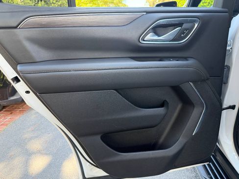 Used 2023 Chevrolet Tahoe LS RWD image 16