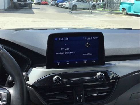 Used 2023 Ford Escape Active AWD/4WD image 17