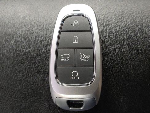 Used 2022 Hyundai Santa Fe SEL FWD image 32
