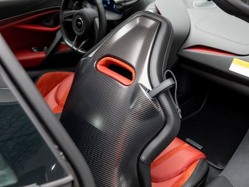 New 2026 McLaren 750S RWD image 40