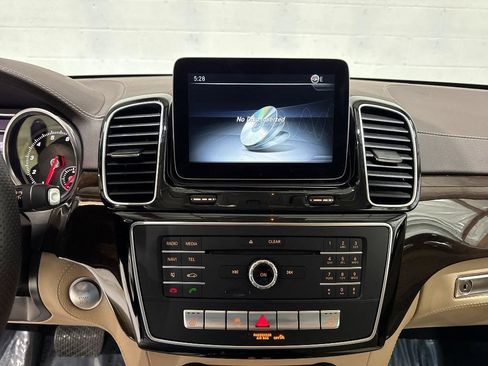 Used 2017 Mercedes-Benz GLE 350 4MATIC image 43