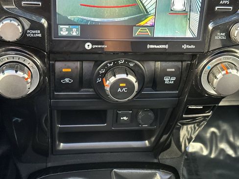Used 2022 Toyota 4Runner TRD Off-Road Premium image 22