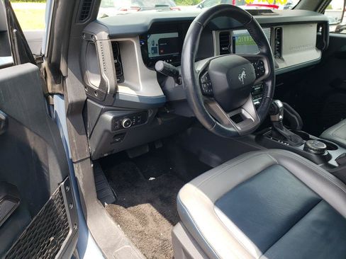 Used 2024 Ford Bronco Outer Banks AWD/4WD image 10