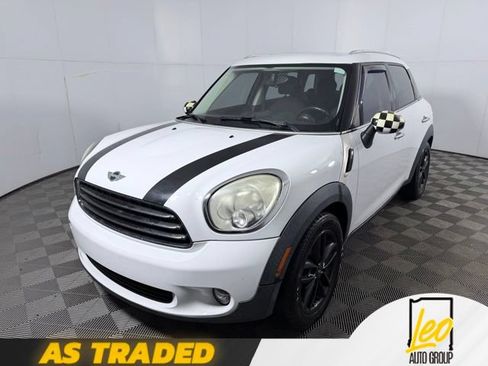 Used 2011 MINI Cooper Countryman FWD image 4