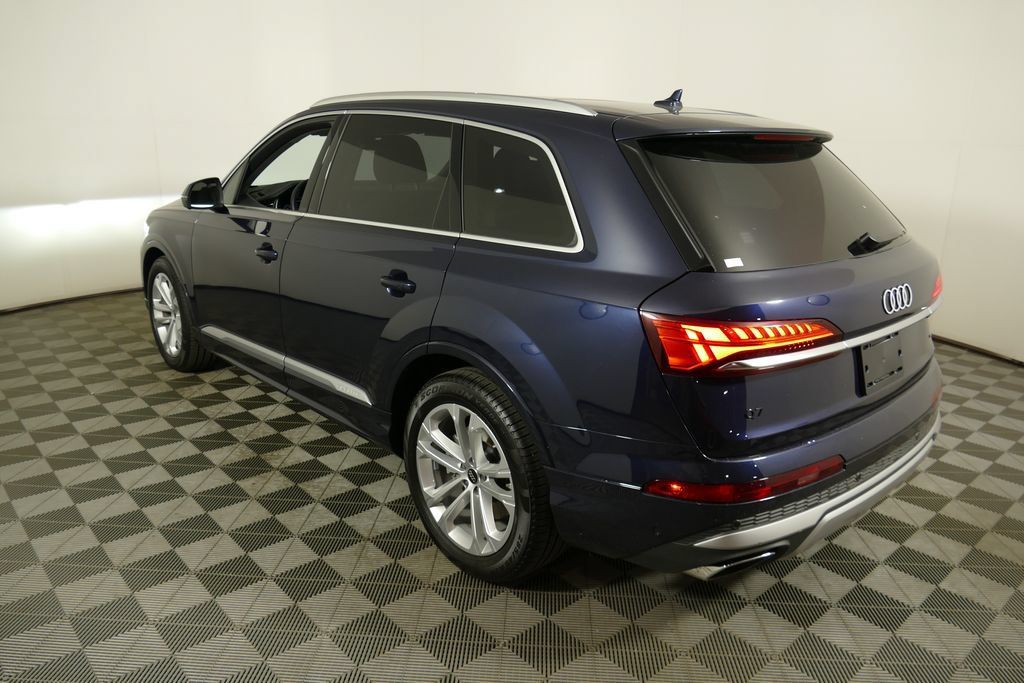 Certified 2026 Audi Q7 3.0T Premium Plus AWD/4WD image 5