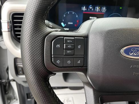 Used 2025 Ford F350 XLT w/ Black Appearance Package image 26