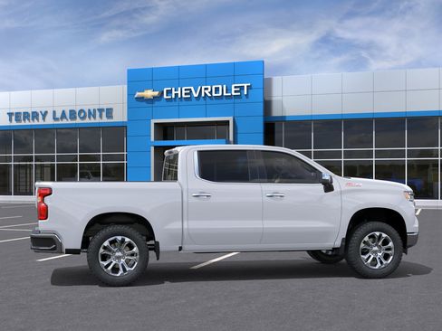 New 2026 Chevrolet Silverado 1500 LTZ w/ LTZ Premium Package AWD/4WD image 7
